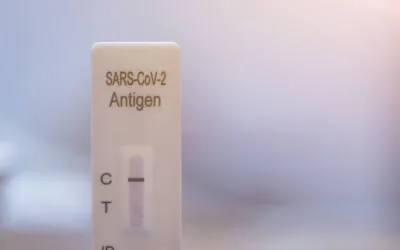 Varianti e tamponi: perdono efficacia?