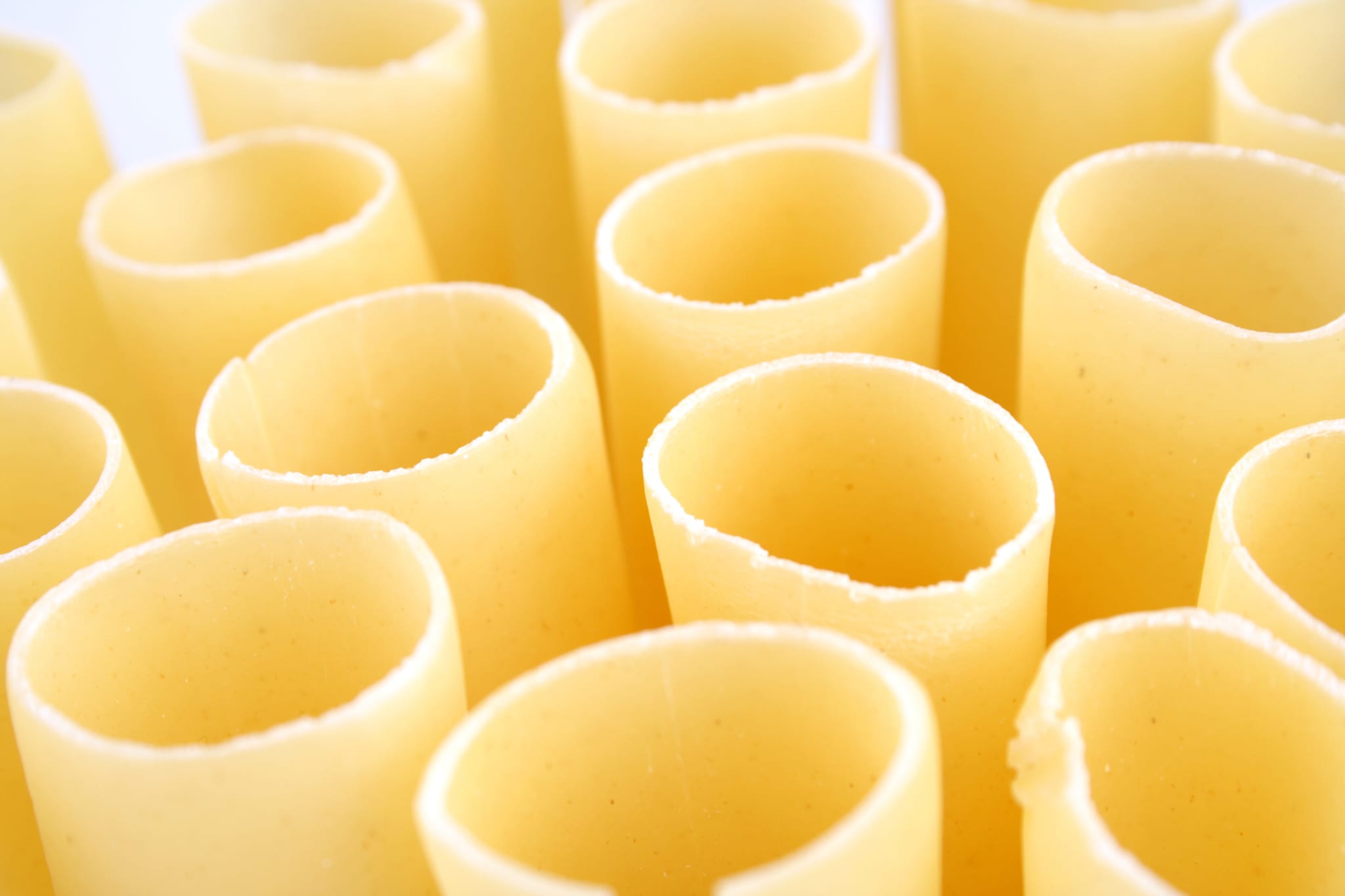 La trafilatura della plasta: bronzo o plastica?